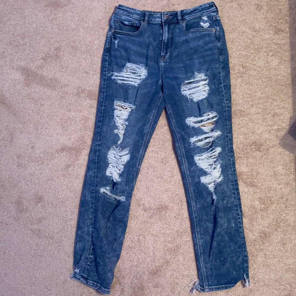 American Eagle ripped mom jeans